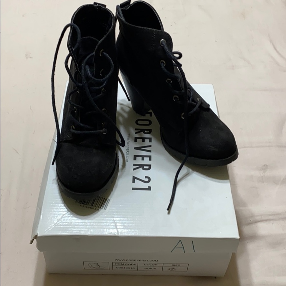 Forever 21 - Ankle Boots